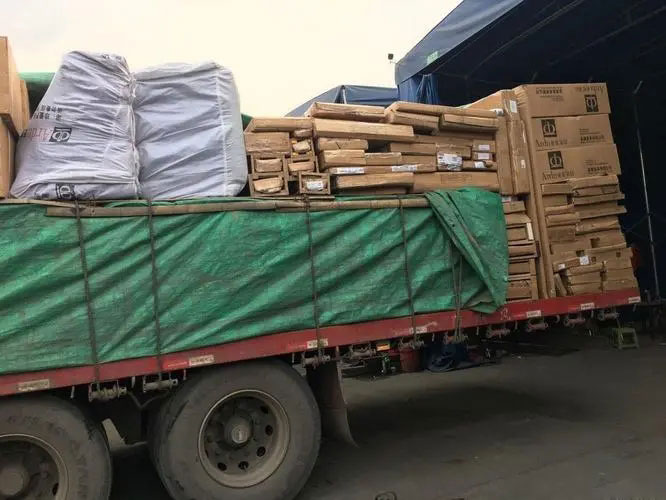 仁布家具托运